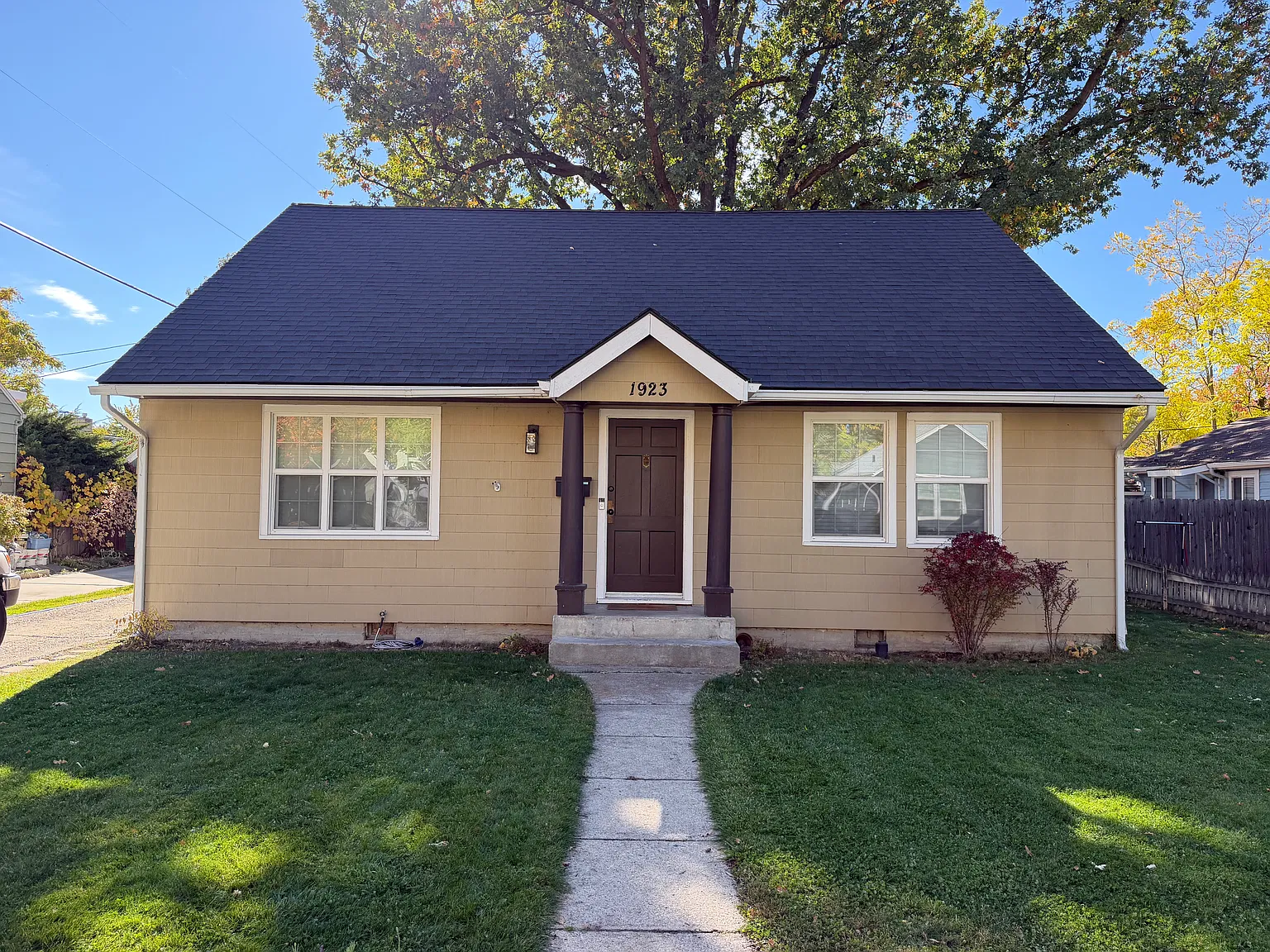3 bed, 1584 sqft, $2,900 — Photo 1