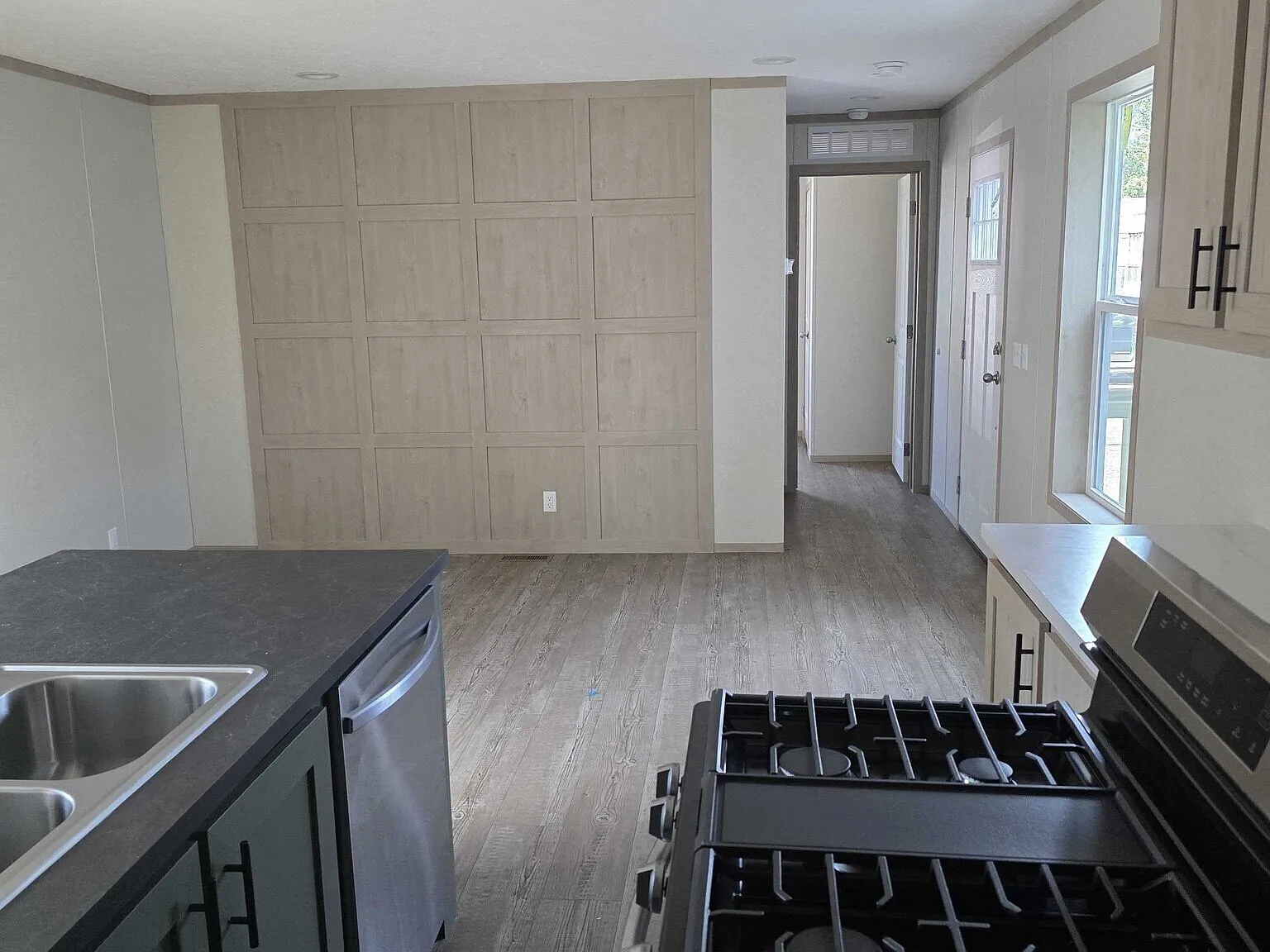 Brand new 2 bedroom 2 Bathroom mobile home for sale — Photo 3