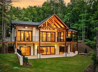 320 Twin Brook Dr, Blairsville, GA 30512