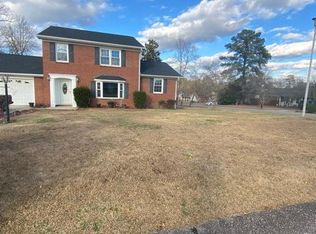 7886 Burwell Dr, Fayetteville, NC 28314