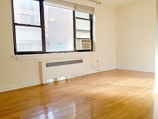 Rented by AJ Clarke | media 29