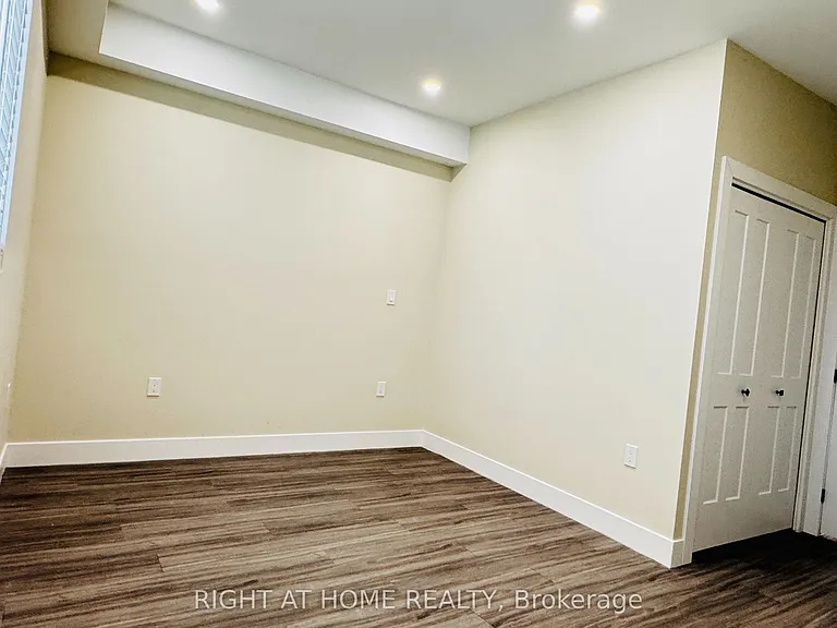 346 Ashland Ave #BACK — Photo 14