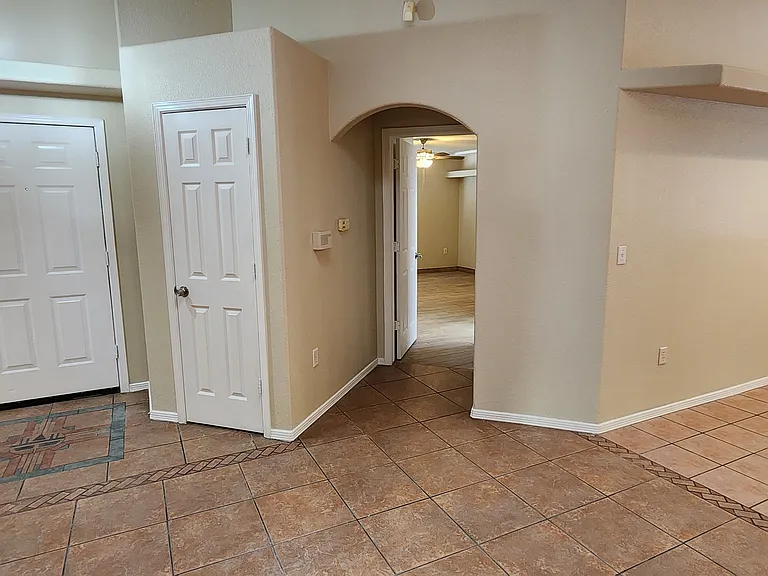 675 Cedardale Loop — Photo 7