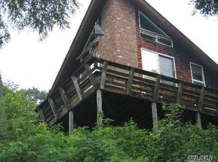 79 Prospect Rd, Centerport, NY 11721