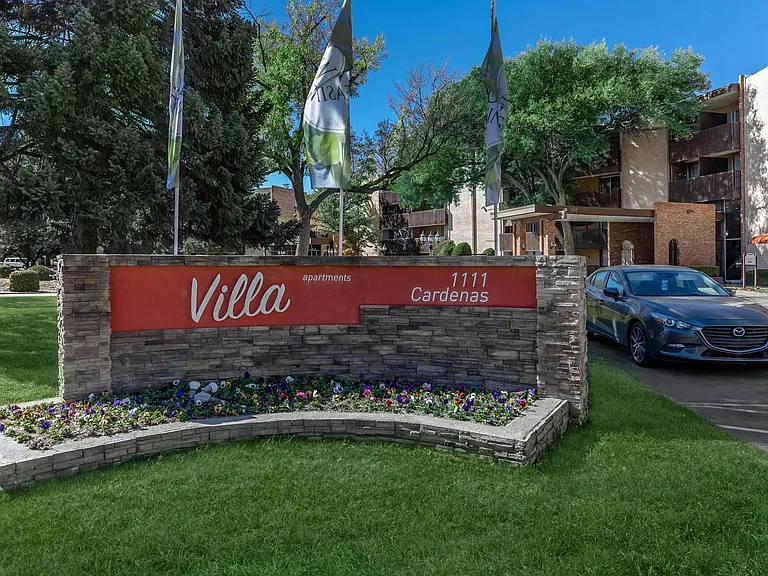 Villa Apartments — Photo 12
