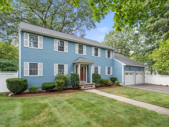 7 Arapahoe Rd, Newton, MA 02465