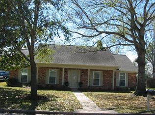 1215 Wirt Rd, Houston, TX 77055