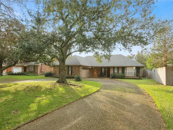 4916 Clearlake Dr, Metairie, LA 70006