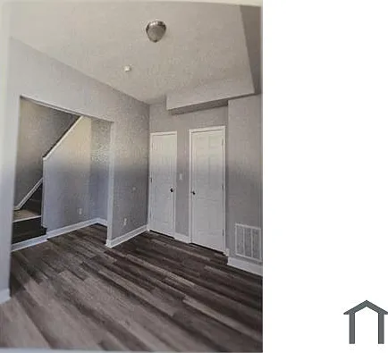 5 bed, 1470 sqft, $3,100 — Photo 4