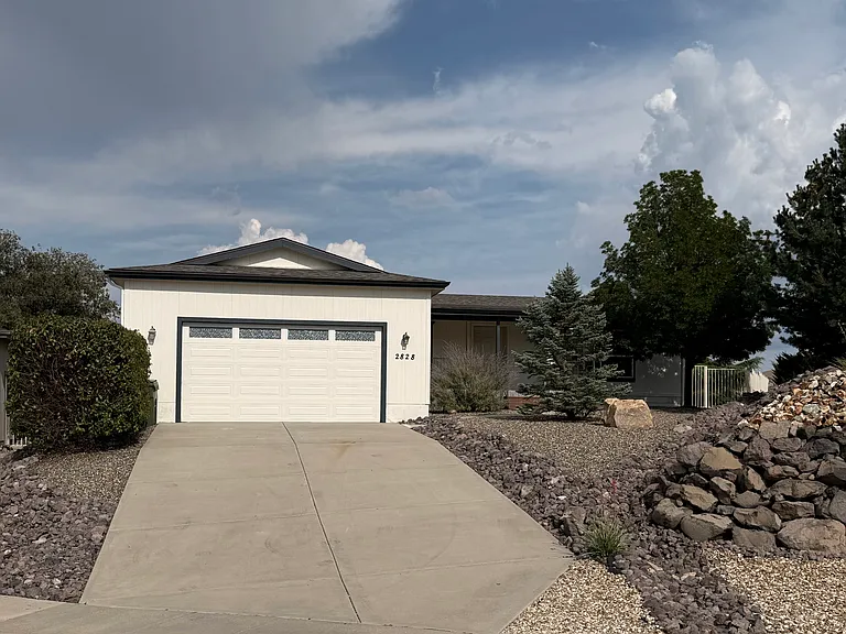 2828 Jerry St — Photo 1