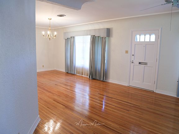 Another dining room shot