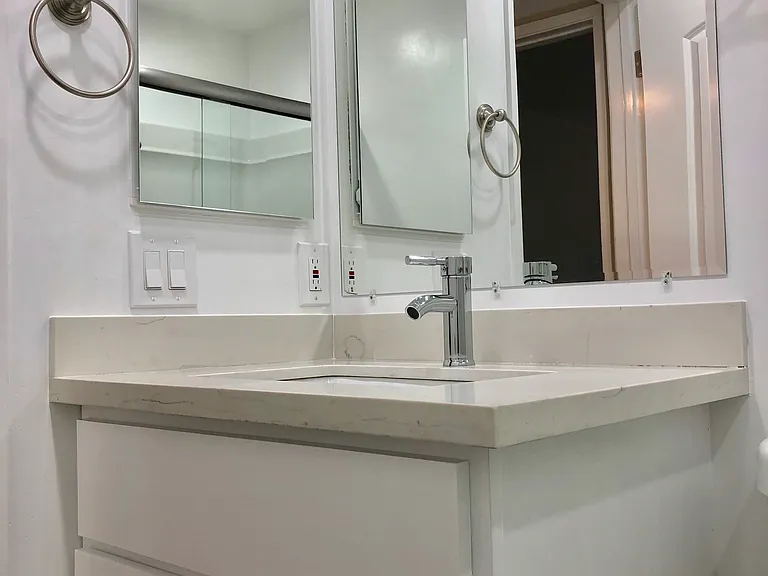 511 E Palmer Ave #14 — Photo 9