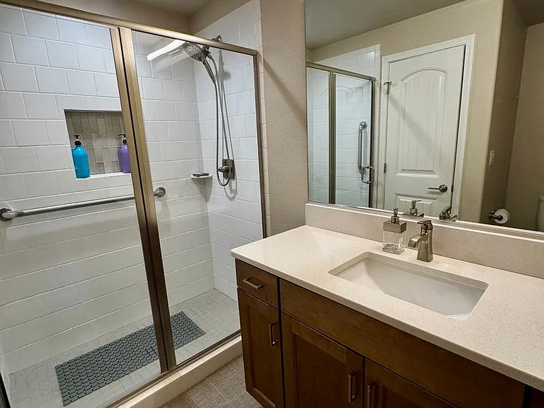 4553 Hanging Lake Cir — Photo 30