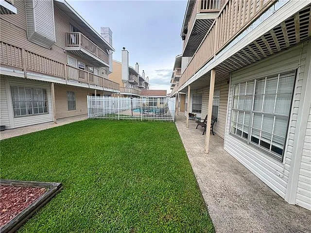 2 bed, 2.0 bath, 1200 sqft, $1,500 — Photo 3