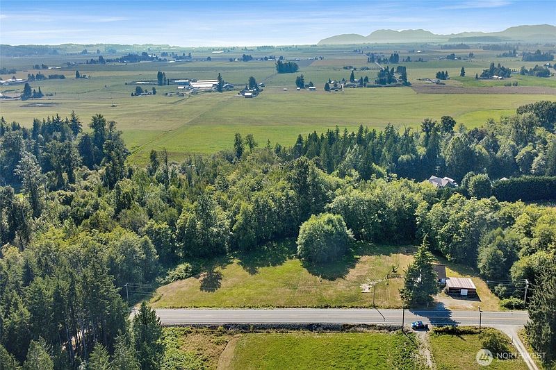 2nd image of 7078 Ershig Road