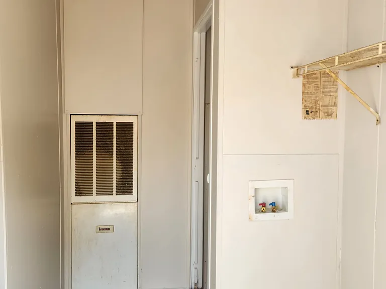 347 Gibson Dr — Photo 8