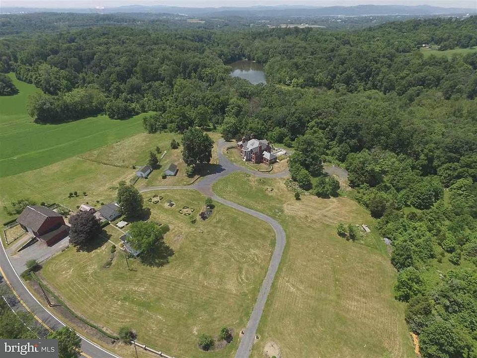 1692 Schoolhouse Rd, Middletown, PA 17057 Zillow