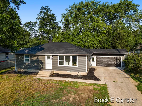 5085 Gay St, Norton Shores, MI 49441