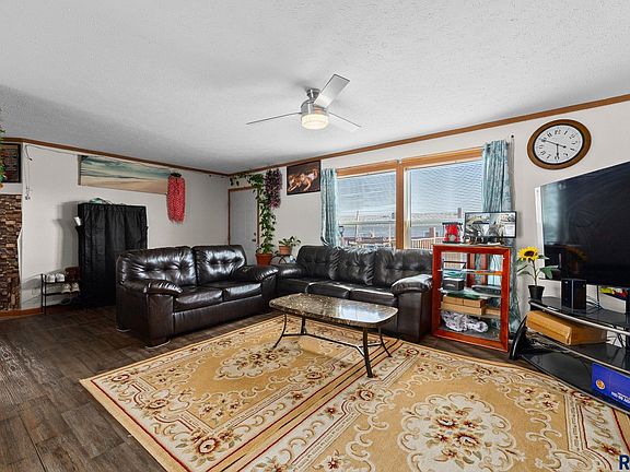4th image of 203 N Cory Pl