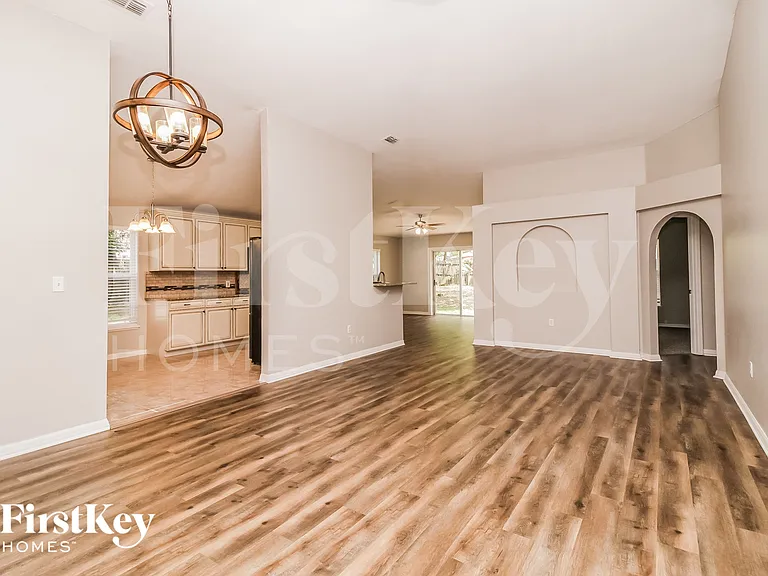 1844 Doe Lake Ct — Photo 4