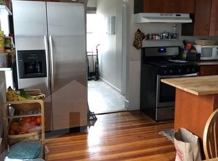 202 Elm St #2-3, Cambridge, MA 02140