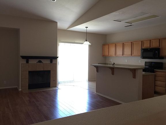 4th image of 13545 Boulder Ln