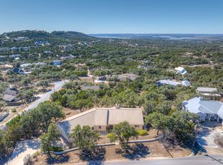 1221 Sundown Trl, Fischer, TX 78623