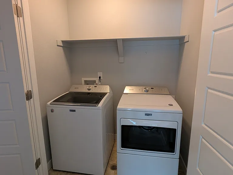 3rd Floor - Laundry