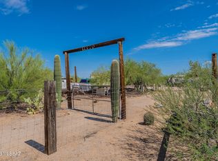 11770 W Triple J Way, Tucson, AZ 85743