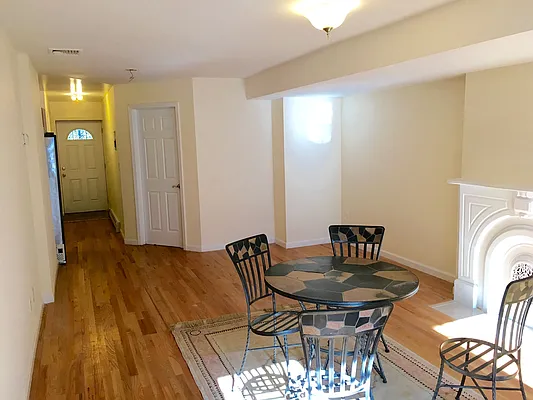 Rented by Peace of Mind Realty | media 6