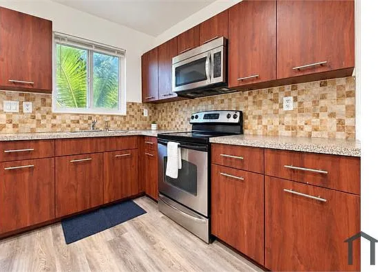 2 bed, 650 sqft, $2,200 — Photo 3