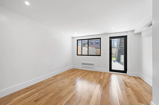 Rented by Cooper & Cooper Real Estate | media 13