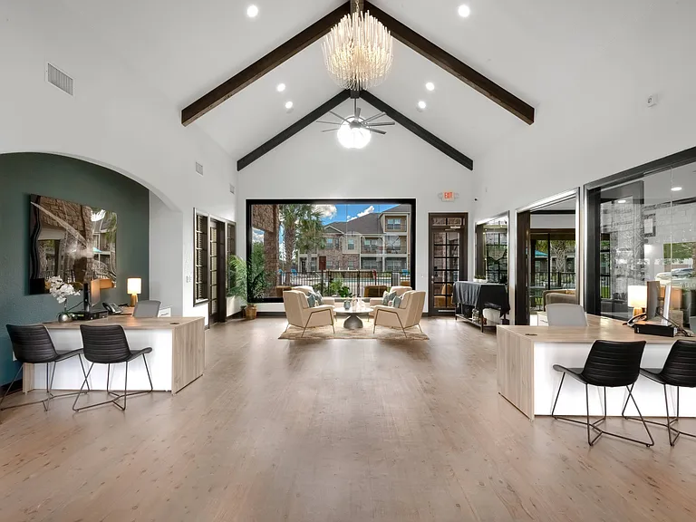 Leasing Office