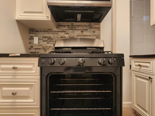 765 Coney Island Avenue image 27 of 33