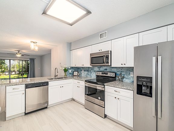 5th image of 110 Desoto Pkwy APT 3