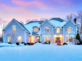 250 Winton Rd, Fairfield, CT 06824