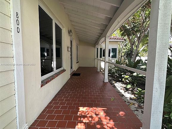5th image of 800 Andalusia Ave