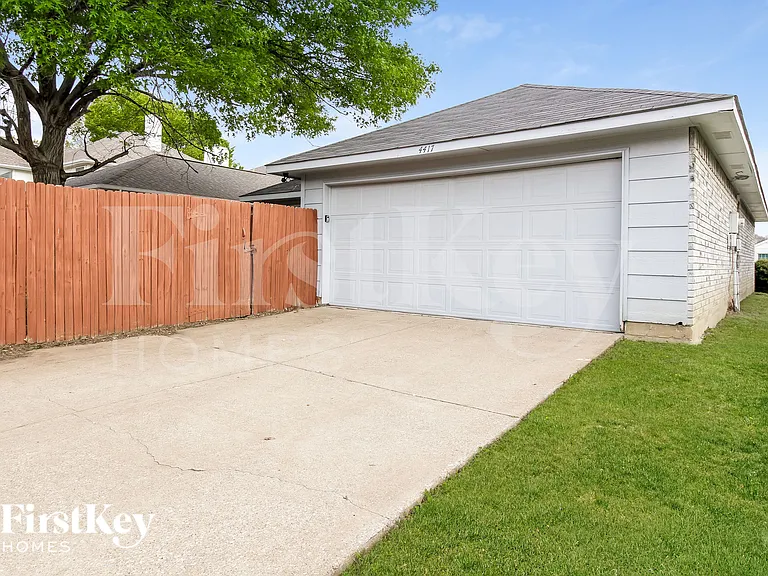 4417 Cordova Ln — Photo 14