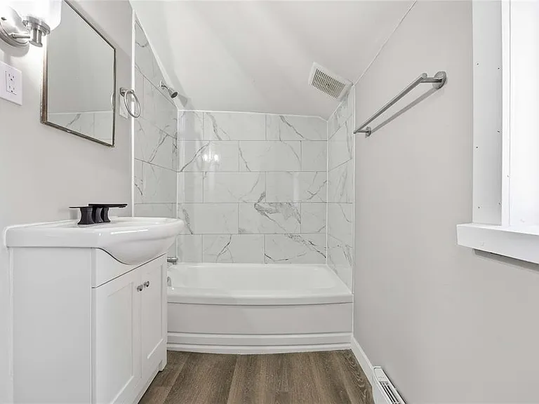 131 Margaret Ave #5 — Photo 12