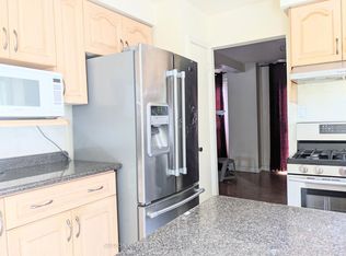 7245 Delmonte Cres, Mississauga, ON L4T 3L4
