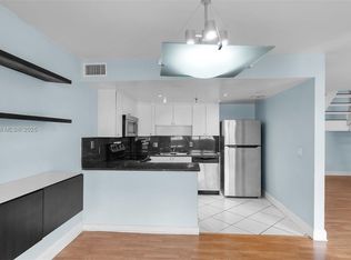 10661 SW 108th Ave APT 3H, Miami, FL 33176