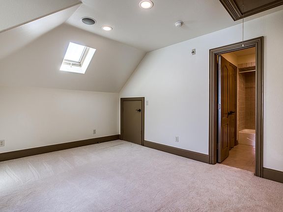 3rd image of 4412 Westway Ave
