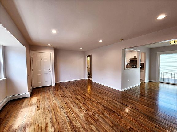 2nd image of 1 Duncan Pl Floor 1