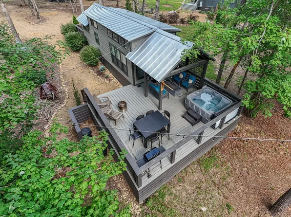 574 Deer Lick Trl, Monteagle, TN 37356