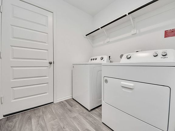 4th image of 2227 Laurel Bloom Ln