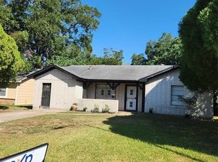 2918 Knotty Oaks Trl, Houston, TX 77045