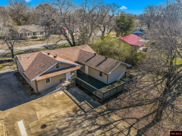 854 Circle Dr, Mountain Home, AR 72653