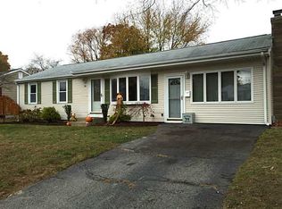 30 Jacques St, West Warwick, RI 02893