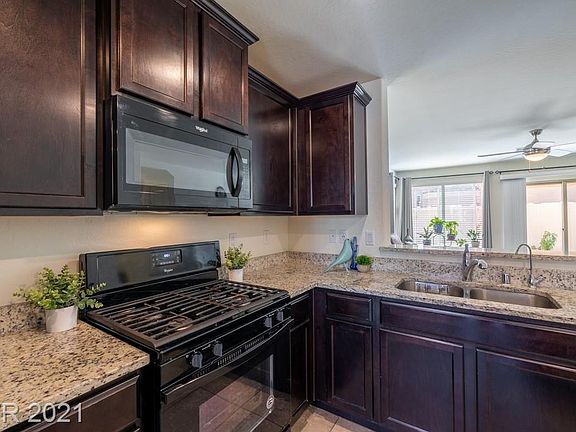 3rd image of 6249 Clackamas Ct