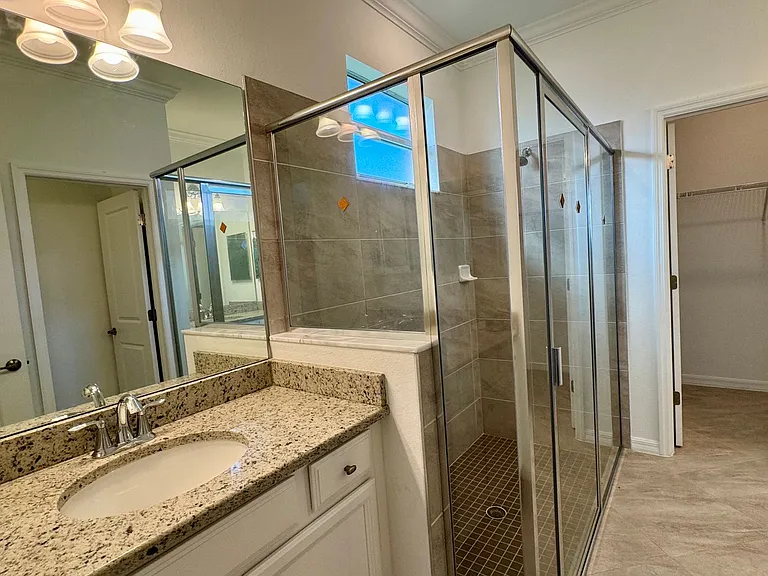 2066 Tamarron Ln — Photo 20
